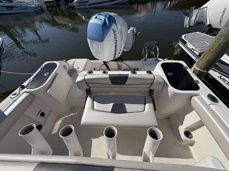 Slide: The Image of Wellcraft 242 Scarab 2016 - 5