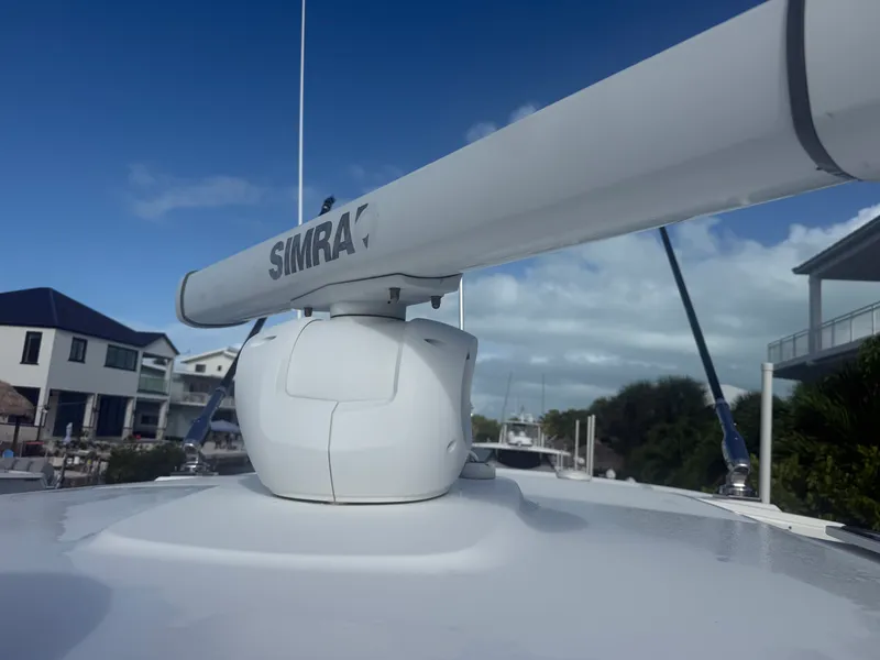Slide: The Image of Boston Whaler 330 OUTRAGE 2017 - 23