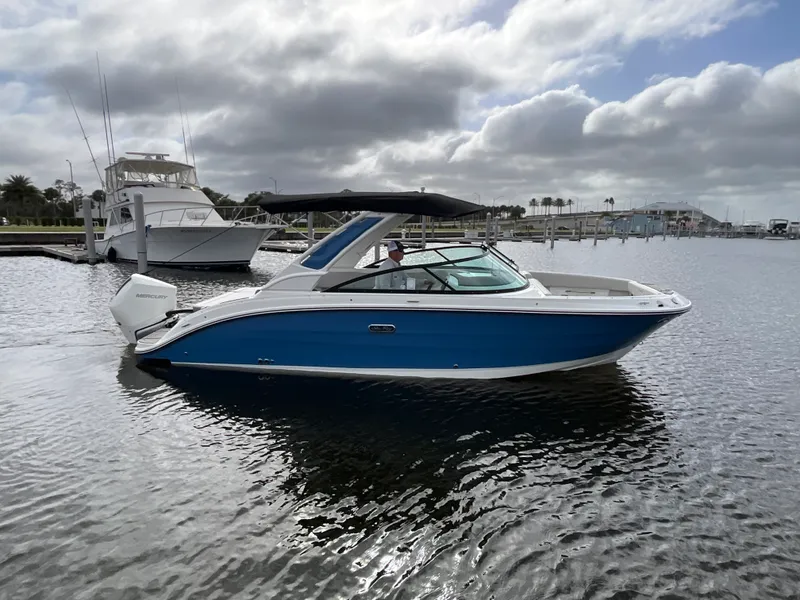Slide: The Image of Sea Ray SDX 250 Outboard 2027 - 21