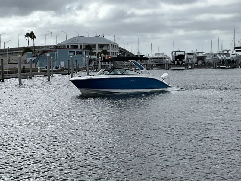Slide: The Image of Sea Ray SDX 250 Outboard 2027 - 24