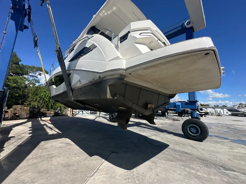 Slide: The Image of Galeon 425 HTS 2019 - 11