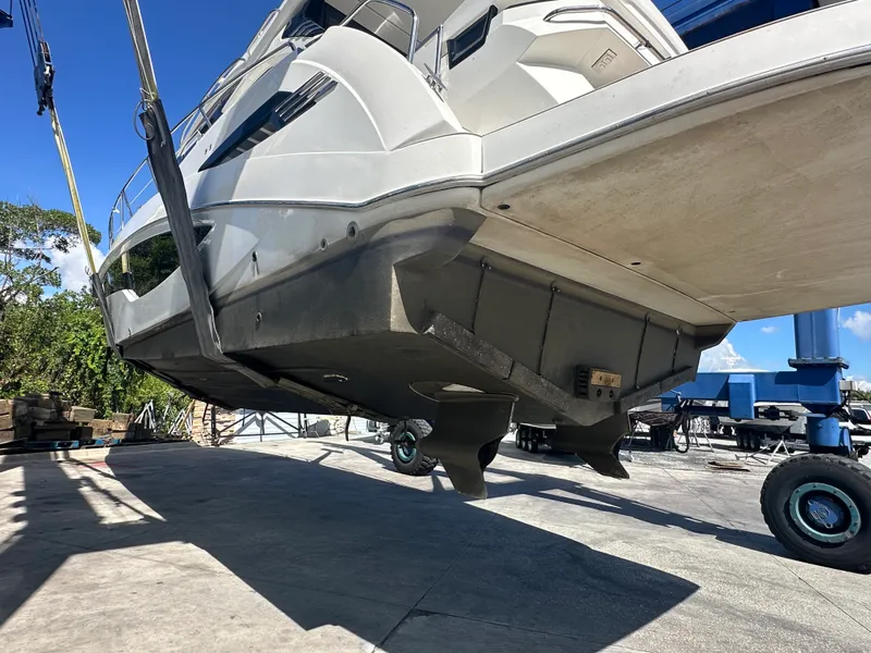 Slide: The Image of Galeon 425 HTS 2019 - 12