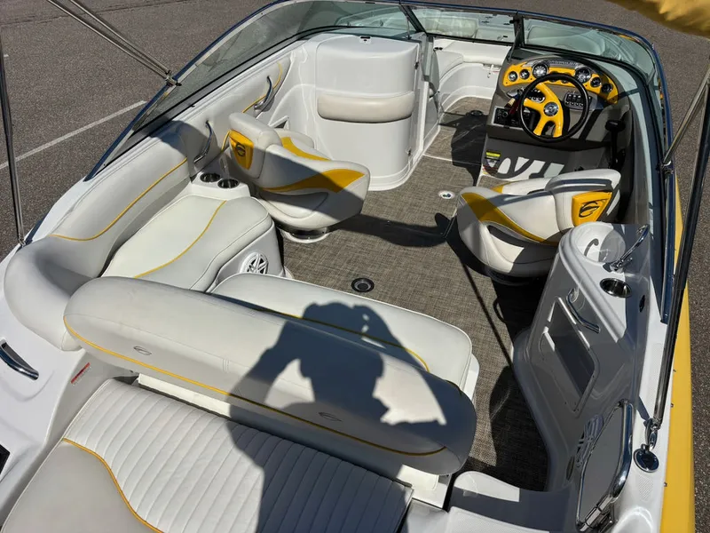 Slide: The Image of Crownline Boats 220 EX 2011 - 4