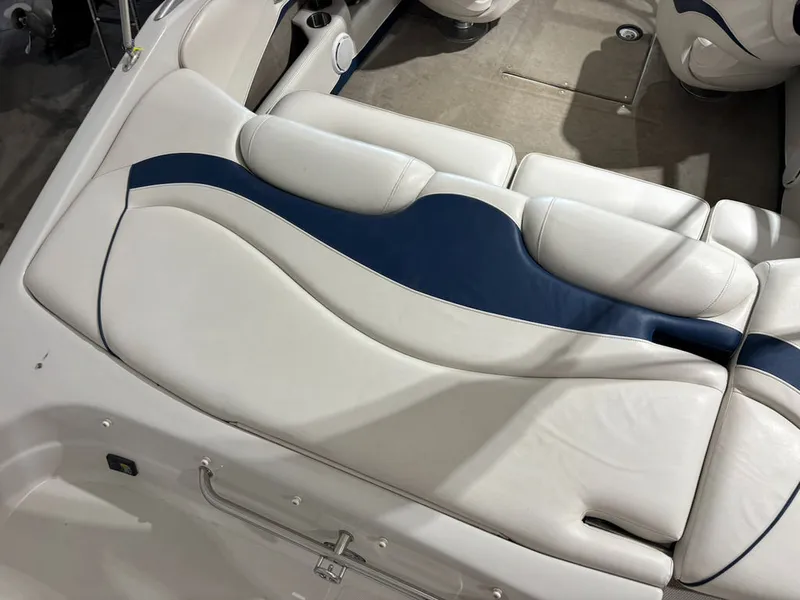 Slide: The Image of Crownline Boats 215 SS 2007 - 5