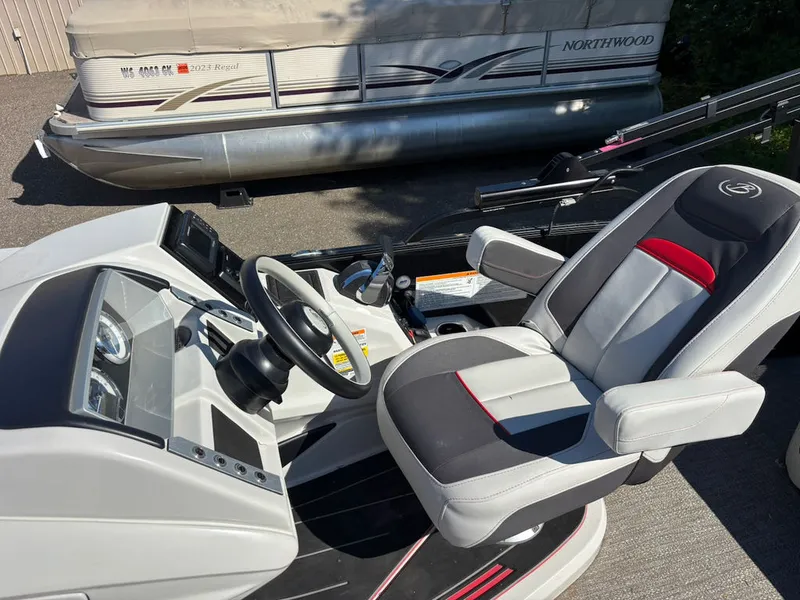 Slide: The Image of Barletta Boats X23UC 2022 - 6