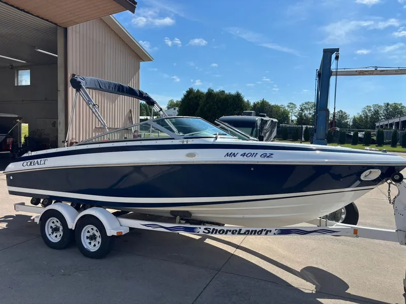 The Image of Cobalt Boats 200 BR 1996 - 0