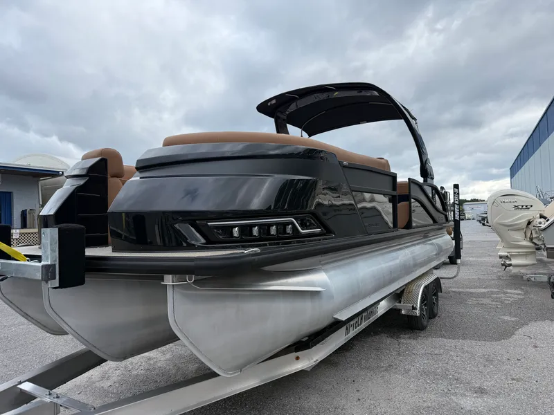 Slide: The Image of Harris GRAND MARINER 250 SLDH 2026 - 1