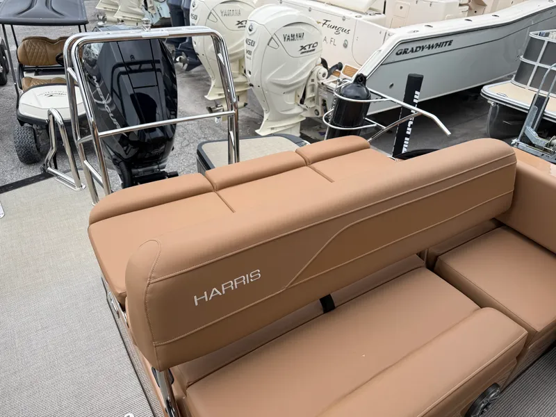 Slide: The Image of Harris GRAND MARINER 250 SLDH 2026 - 11