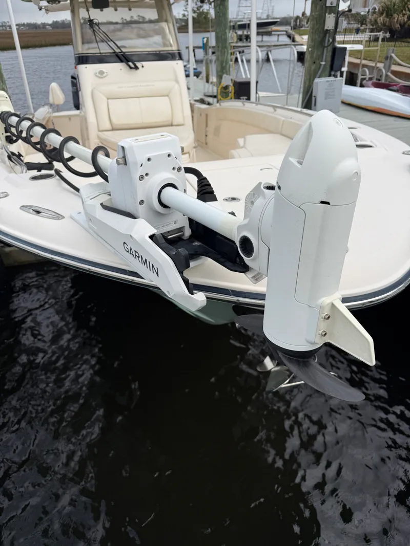 Slide: The Image of Grady-White 281 COASTAL EXPLORER 2023 - 15