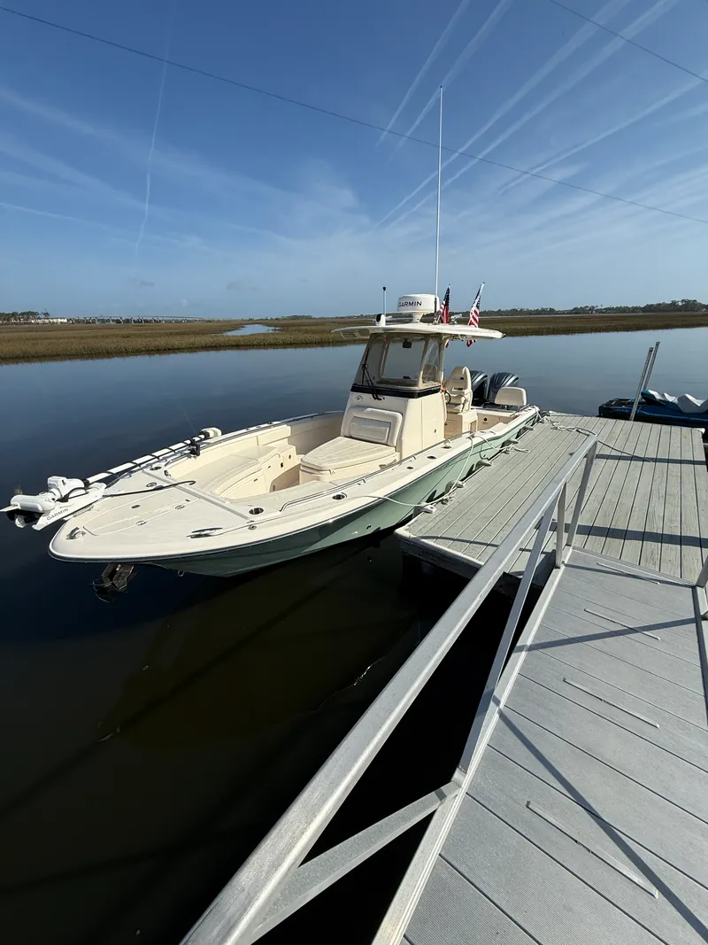Slide: The Image of Grady-White 281 COASTAL EXPLORER 2023 - 16