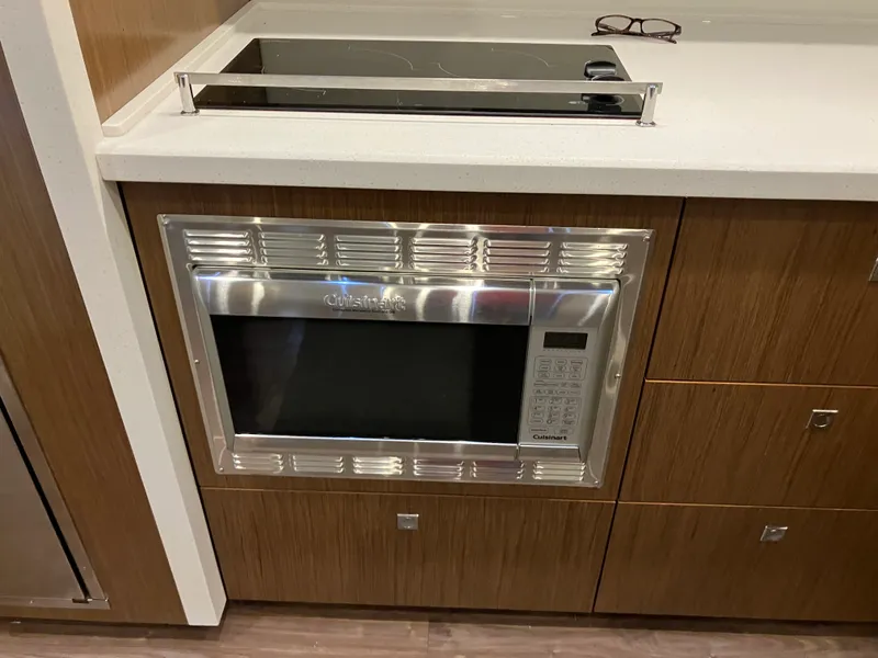 Slide: The Image of Cruisers 48 CANTIUS 2016 - 28