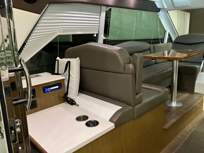 Slide: The Image of Cruisers 48 CANTIUS 2016 - 14