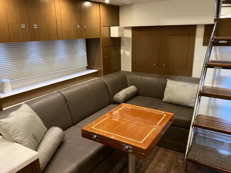 Slide: The Image of Cruisers 48 CANTIUS 2016 - 25