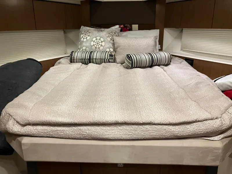 Slide: The Image of Cruisers 48 CANTIUS 2016 - 30