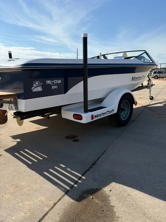 Slide: The Image of MasterCraft Pro Star 190 1986 - 6