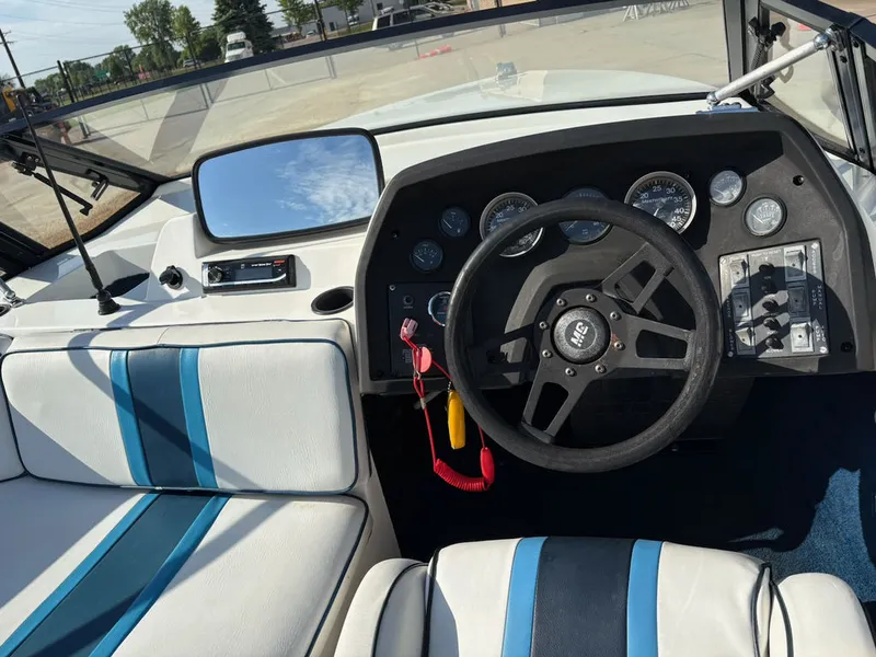 Slide: The Image of MasterCraft Pro Star 190 1986 - 13