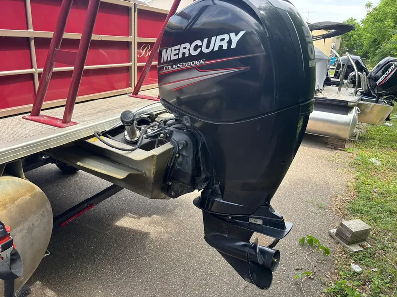 Slide: The Image of Bentley Pontoons 243 Cruise SE 2016 - 11