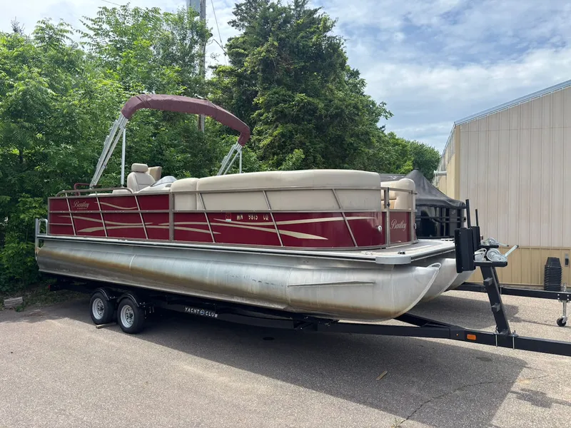 The Image of Bentley Pontoons 243 Cruise SE 2016 - 0