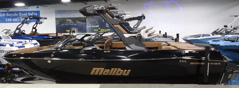 The Image of Malibu Boats 23 LSV 2026 - 0