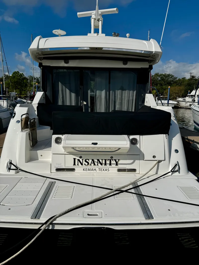 The Image of Sea Ray SUNDANCER 460 2017 - 0