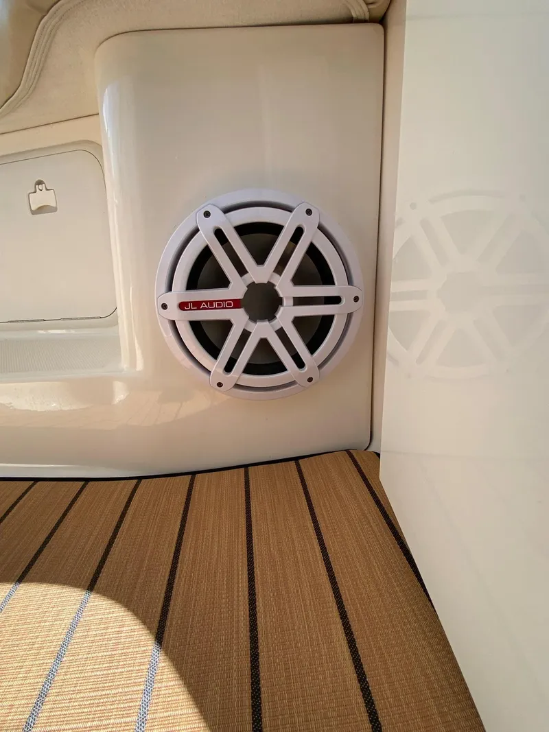Slide: The Image of Wellcraft 290 Coastal 2014 - 20