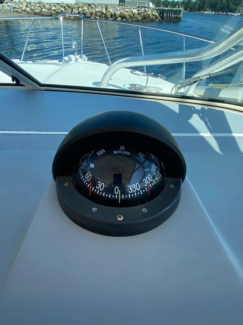Slide: The Image of Wellcraft 290 Coastal 2014 - 34