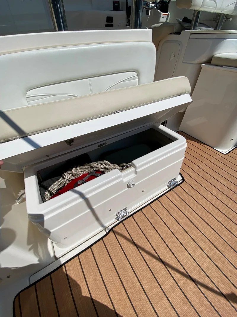 Slide: The Image of Wellcraft 290 Coastal 2014 - 37