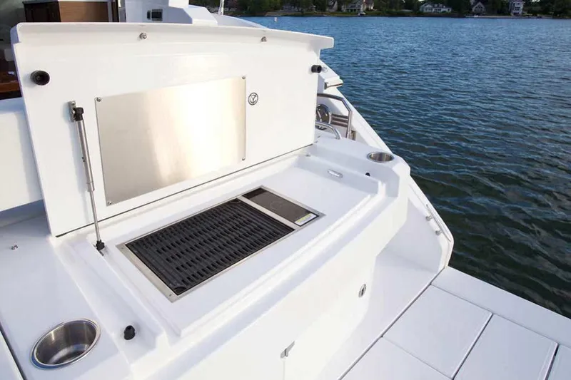 Slide: The Image of Cruisers 46 Cantius 2027 - 5