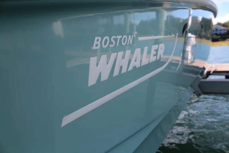 Slide: The Image of Boston Whaler 160 SUPER SPORT 2023 - 7