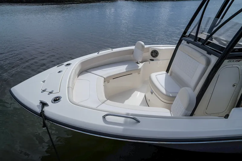 Slide: The Image of Scout 200 Sportfish 2027 - 18