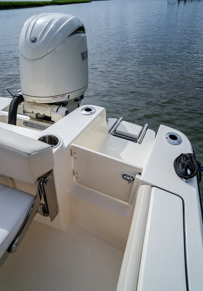 Slide: The Image of Scout 200 Sportfish 2027 - 36