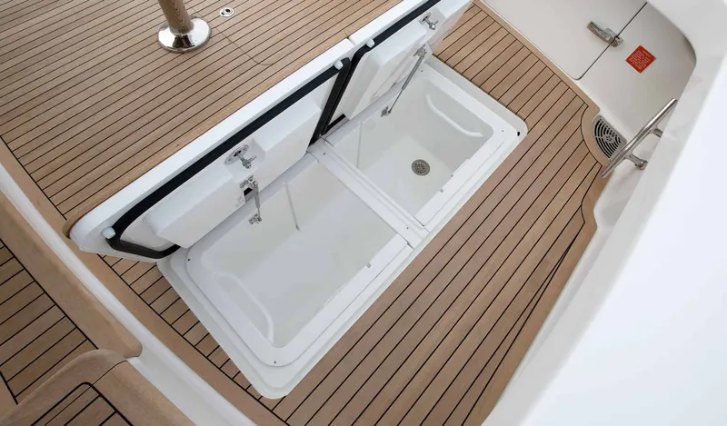 Slide: The Image of Viking 48 Convertible 2005 - 17