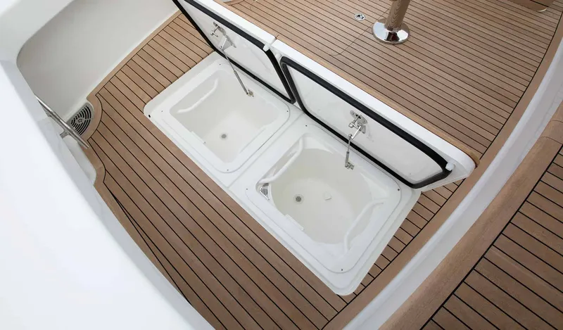Slide: The Image of Viking 48 Convertible 2005 - 18