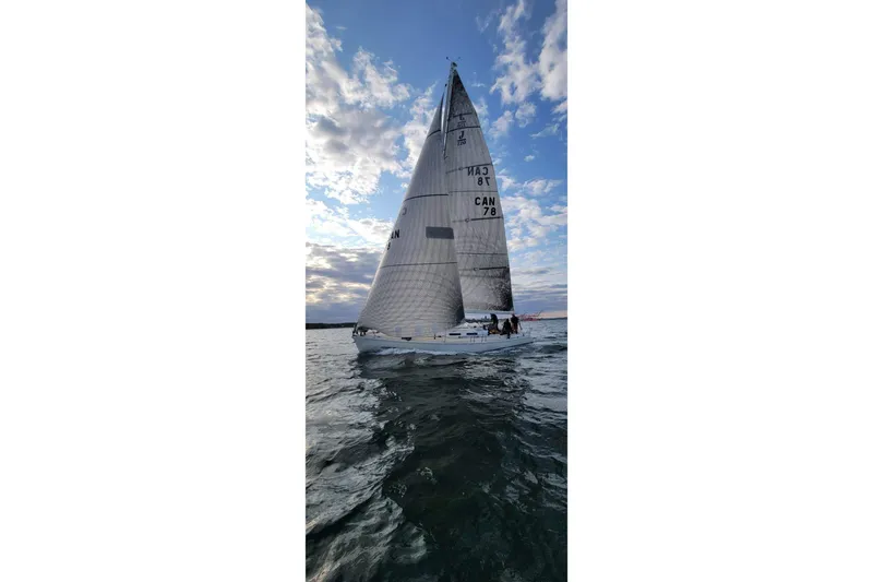 Slide: The Image of J Boats J/120 2002 - 2