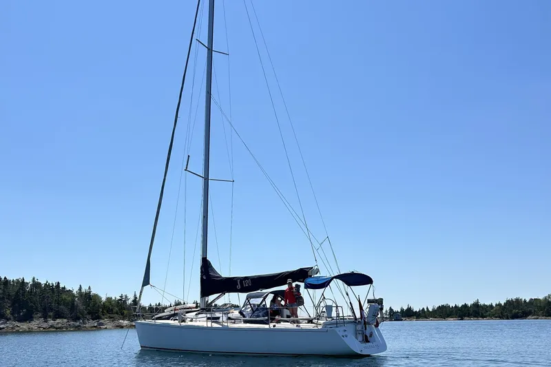 Slide: The Image of J Boats J/120 2002 - 3