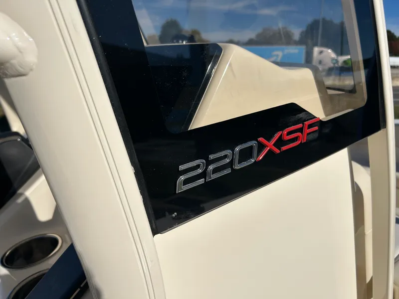 Slide: The Image of Scout 220 XSF 2027 - 16