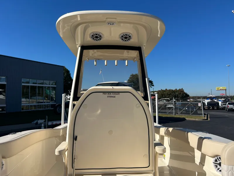 Slide: The Image of Scout 220 XSF 2027 - 25