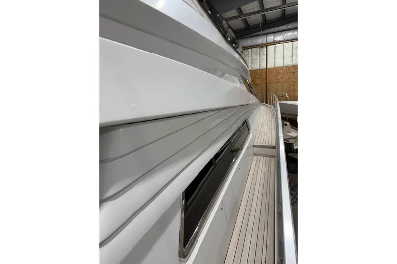 Slide: The Image of Ferretti 185 Fly 1994 - 20