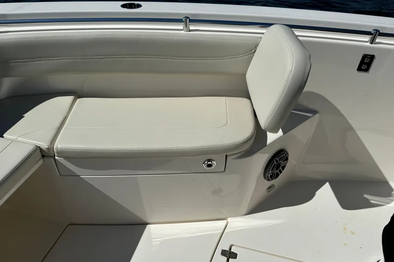Slide: The Image of Cobia 280 Center Console 2022 - 14