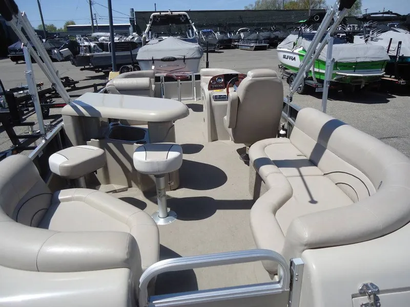 Slide: The Image of Tahoe Pontoons Cascade Entertainer 2013 - 1