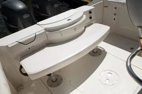 Slide: The Image of Seaswirl 2601 Center Console O/B 2008 - 7
