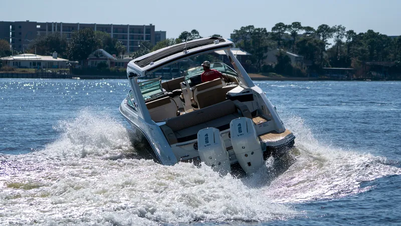 Slide: The Image of Sea Ray SLX 310 Outboard 2027 - 13