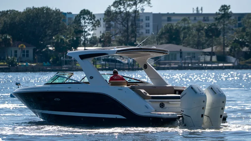 Slide: The Image of Sea Ray SLX 310 Outboard 2027 - 1
