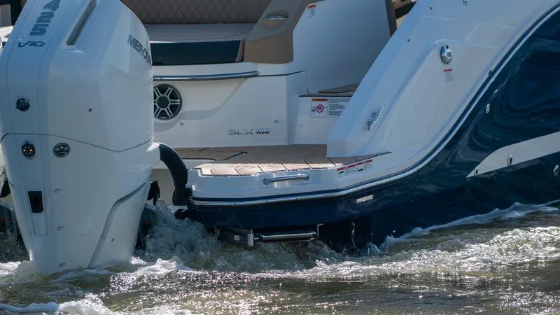 Slide: The Image of Sea Ray SLX 310 Outboard 2027 - 9