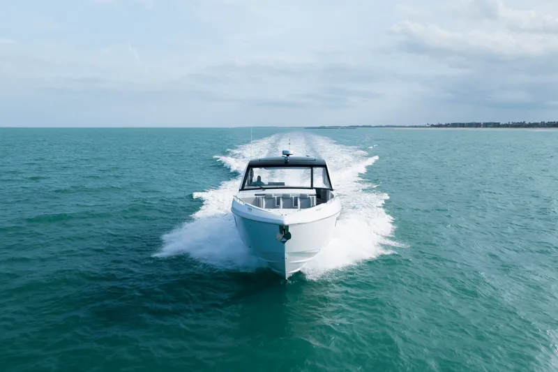 Slide: The Image of Cruisers 50 GLS OB 2027 - 2