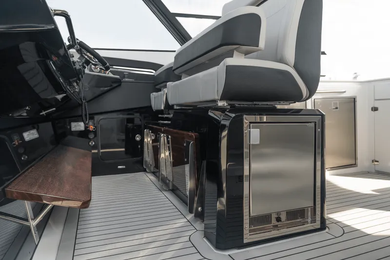Slide: The Image of Cruisers 50 GLS OB 2027 - 109