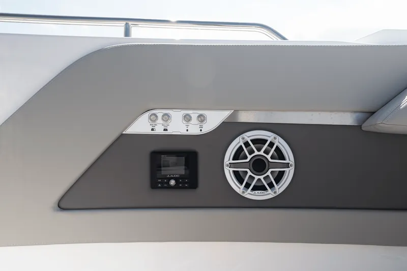 Slide: The Image of Cruisers 50 GLS OB 2027 - 70