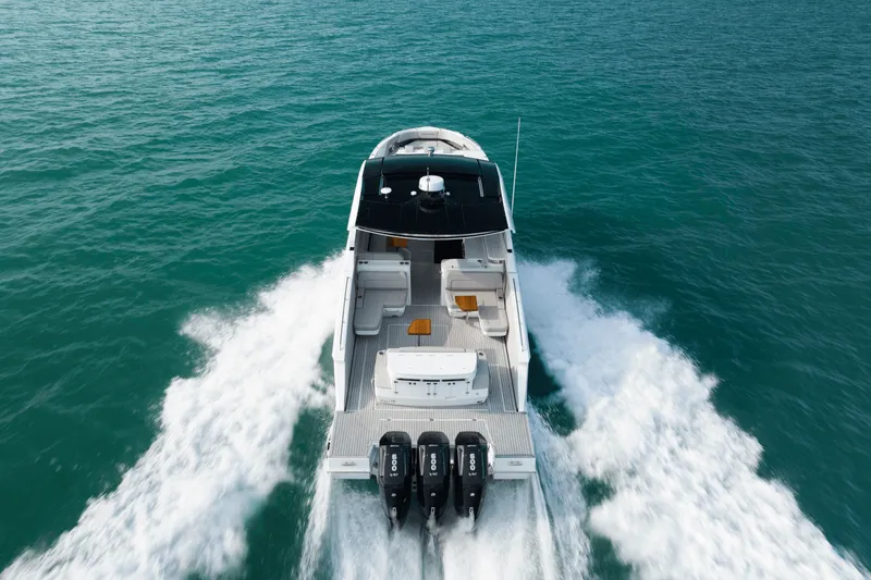 Slide: The Image of Cruisers 50 GLS OB 2027 - 7