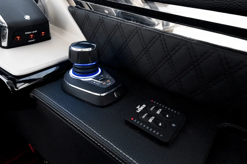 Slide: The Image of Cruisers 50 GLS OB 2027 - 100