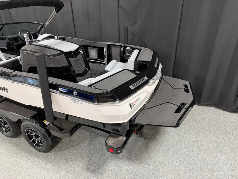 Slide: The Image of Mastercraft PROSTAR 2027 - 3